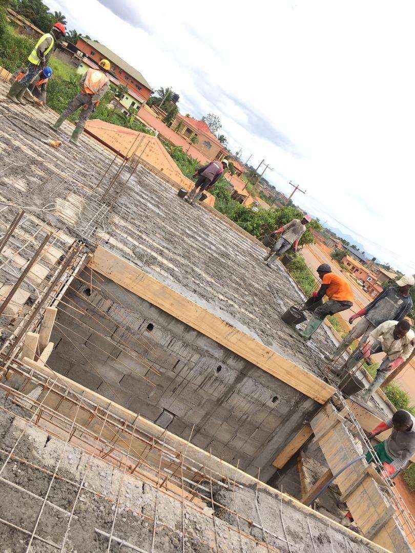 Bâtiment R+2 — gros œuvre à Cameroun — vue 2 — K-Construction, entreprise de génie civil et BTP au Cameroun