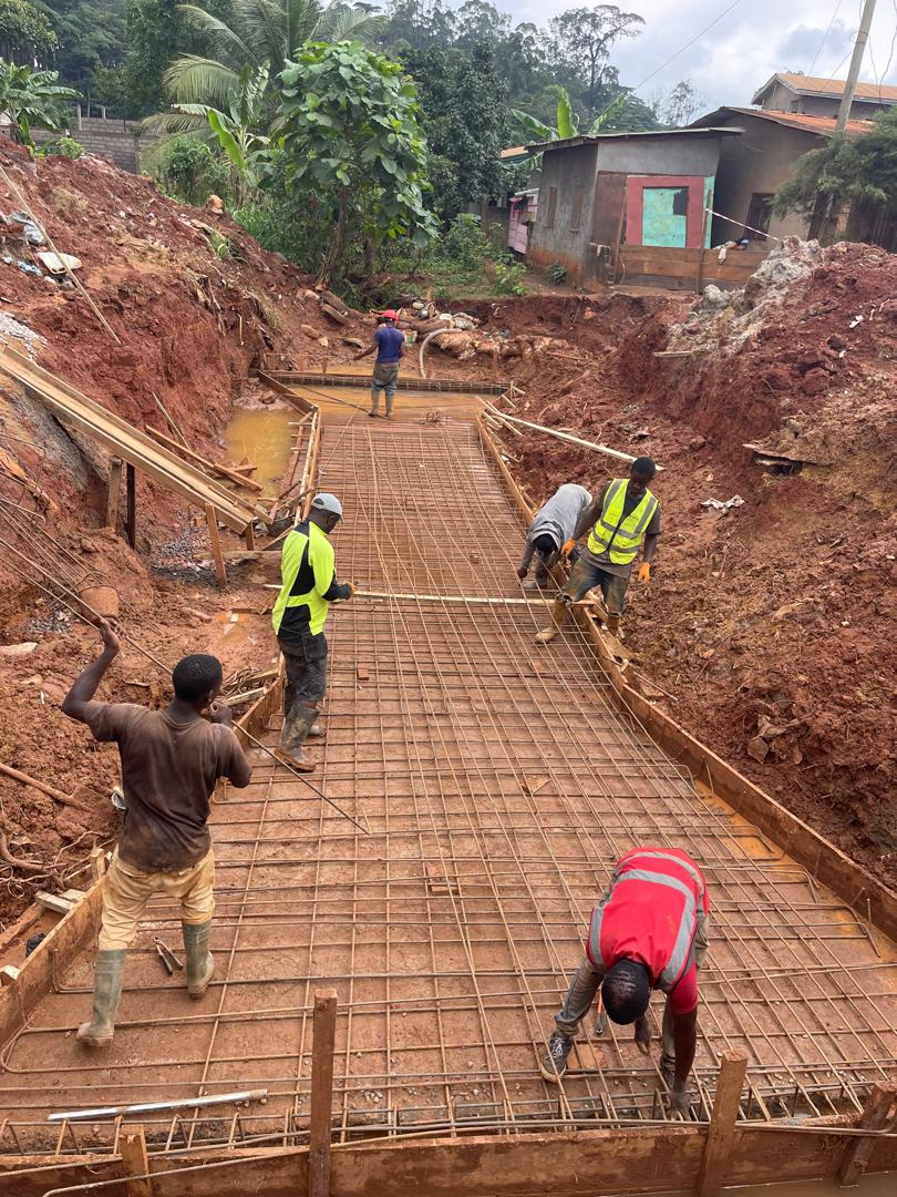 Construction de dalots à Yaoundé 4, Nkolo — vue 5 — K-Construction, entreprise de génie civil et BTP au Cameroun