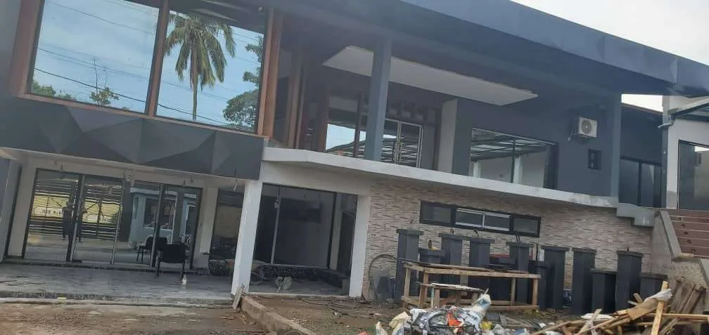Restaurant à Yaoundé, Bastos — réalisation K-Construction BTP, génie civil Cameroun
